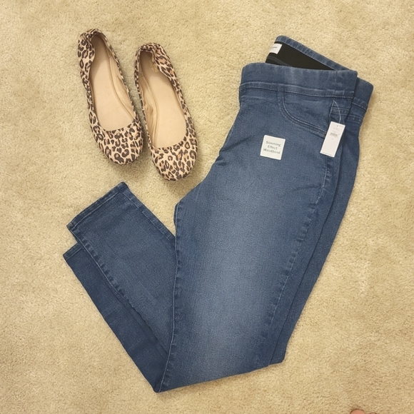 Slimming Effect Old Navy Denim - Picture 1 of 4